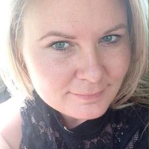 Meet your Posher, Ronni